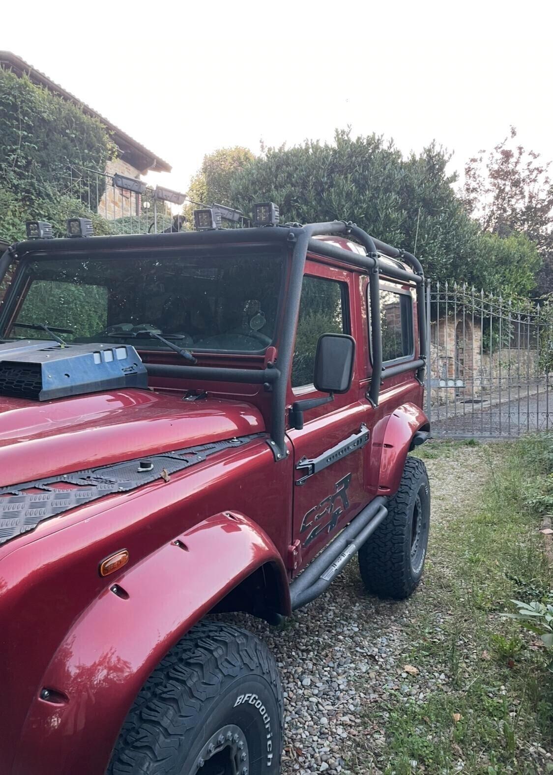 Land Rover Defender allest. SPECIALE 90 2.4 TD4 Station Wagon SE EXTREME
