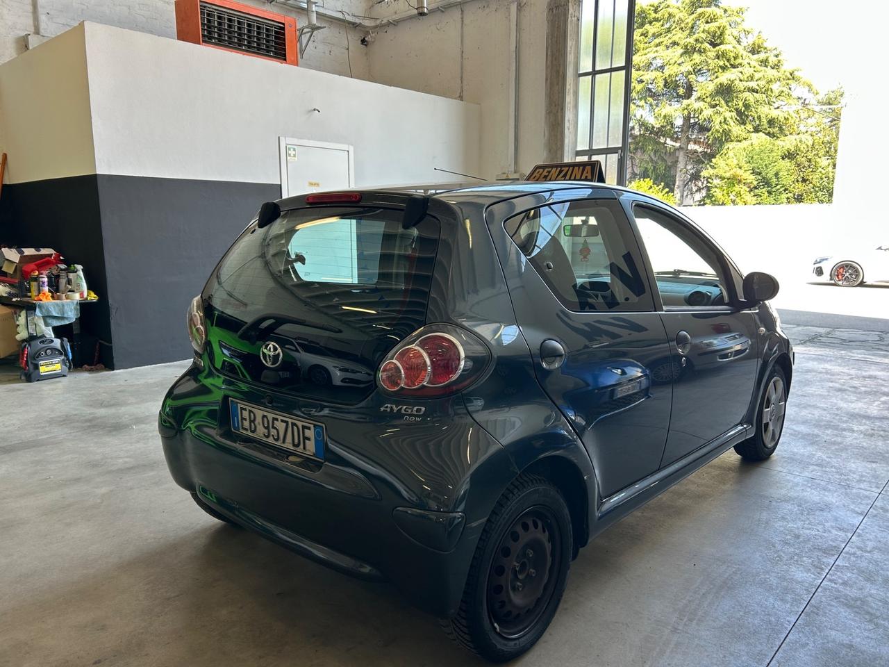 Toyota Aygo 1.0 12V VVT-i 5 porte Now