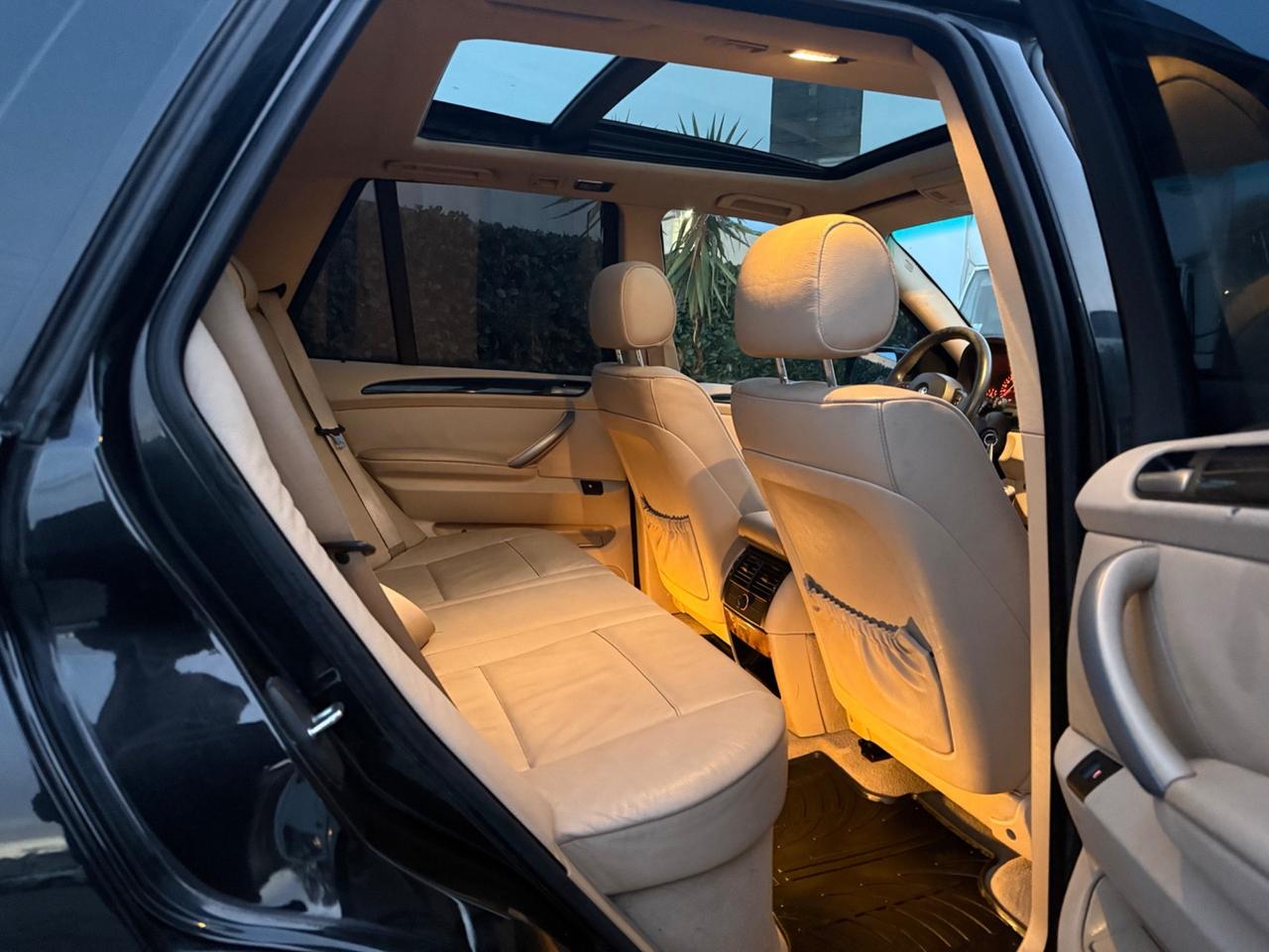 Bmw X5 3.0d GANCIO TRAINO 4x4 TETTO PELLE