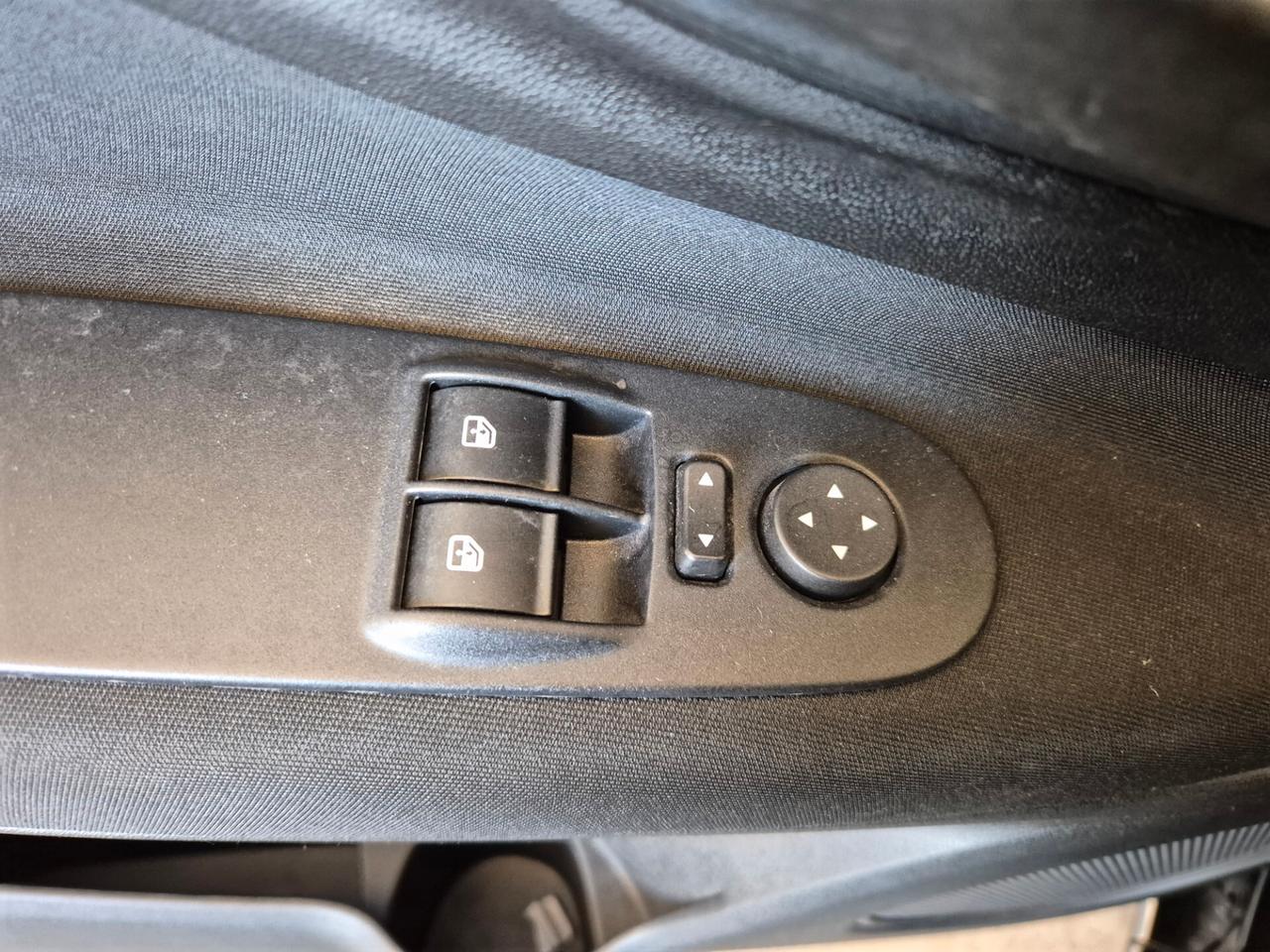 Fiat Punto 1.3 MJT II S&S 95 CV 5 porte Street