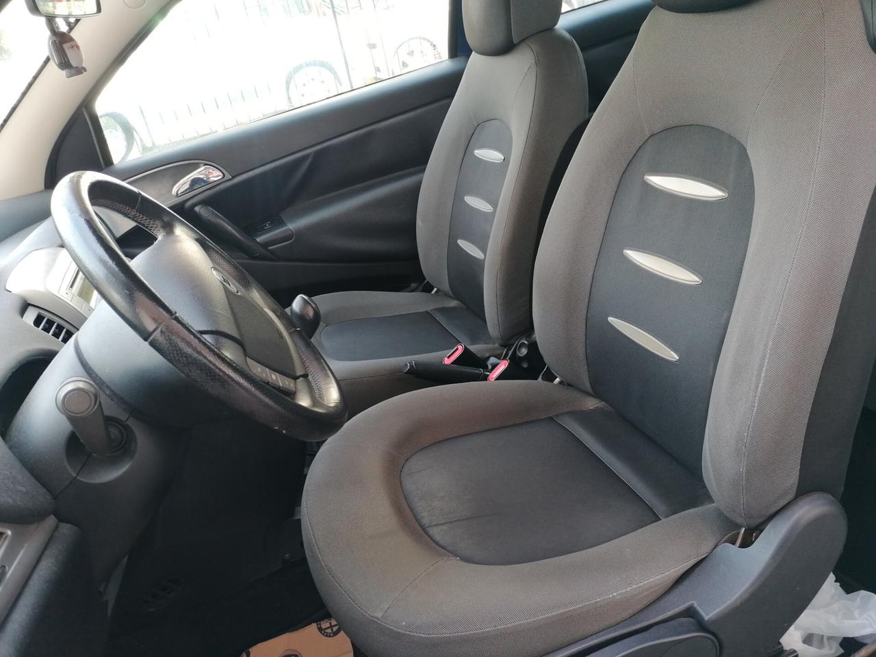 Lancia Ypsilon 1.3 MJT 90 CV Blue&Me