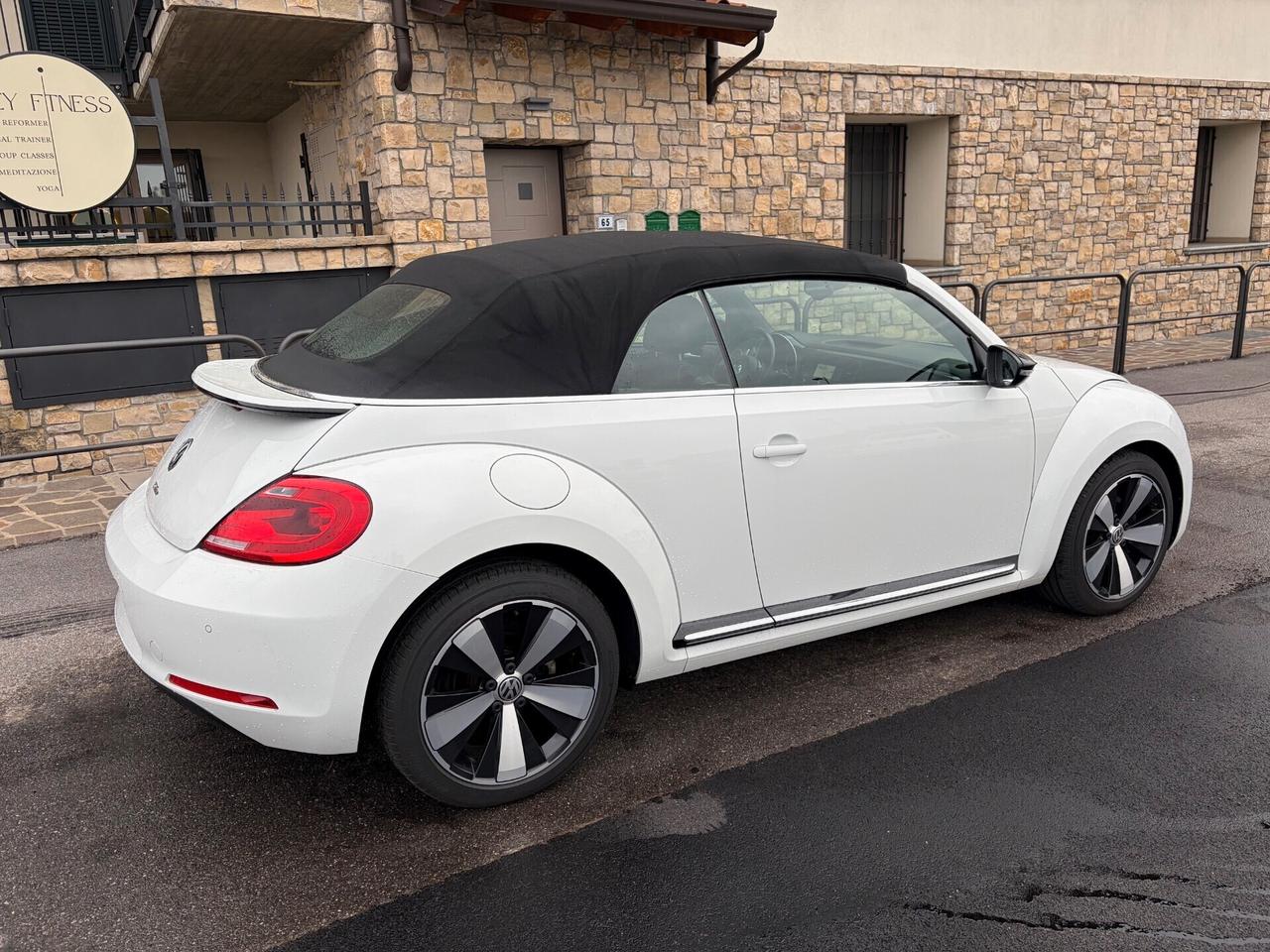 Volkswagen Maggiolino Cabrio 1.4 TSI Sport