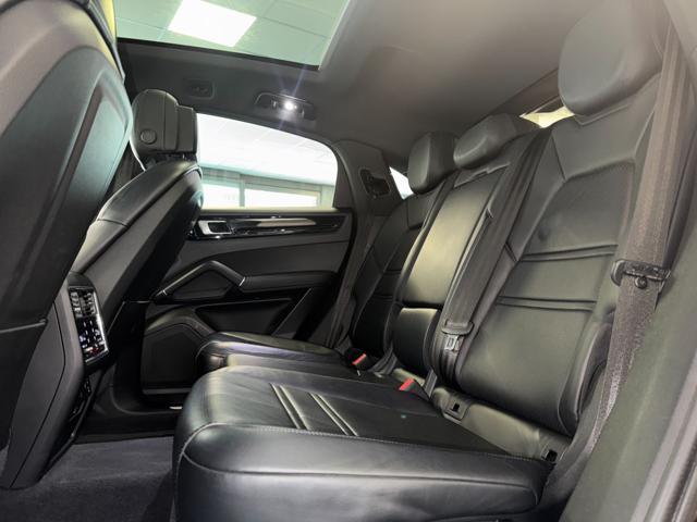 PORSCHE Cayenne 3.0 V6 E-Hybrid / CHRONO / P.H.A.S.M. / TETTO