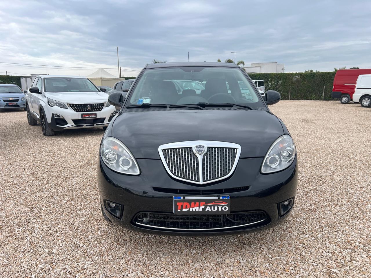 Lancia Ypsilon 1.3 mjt 75 cv