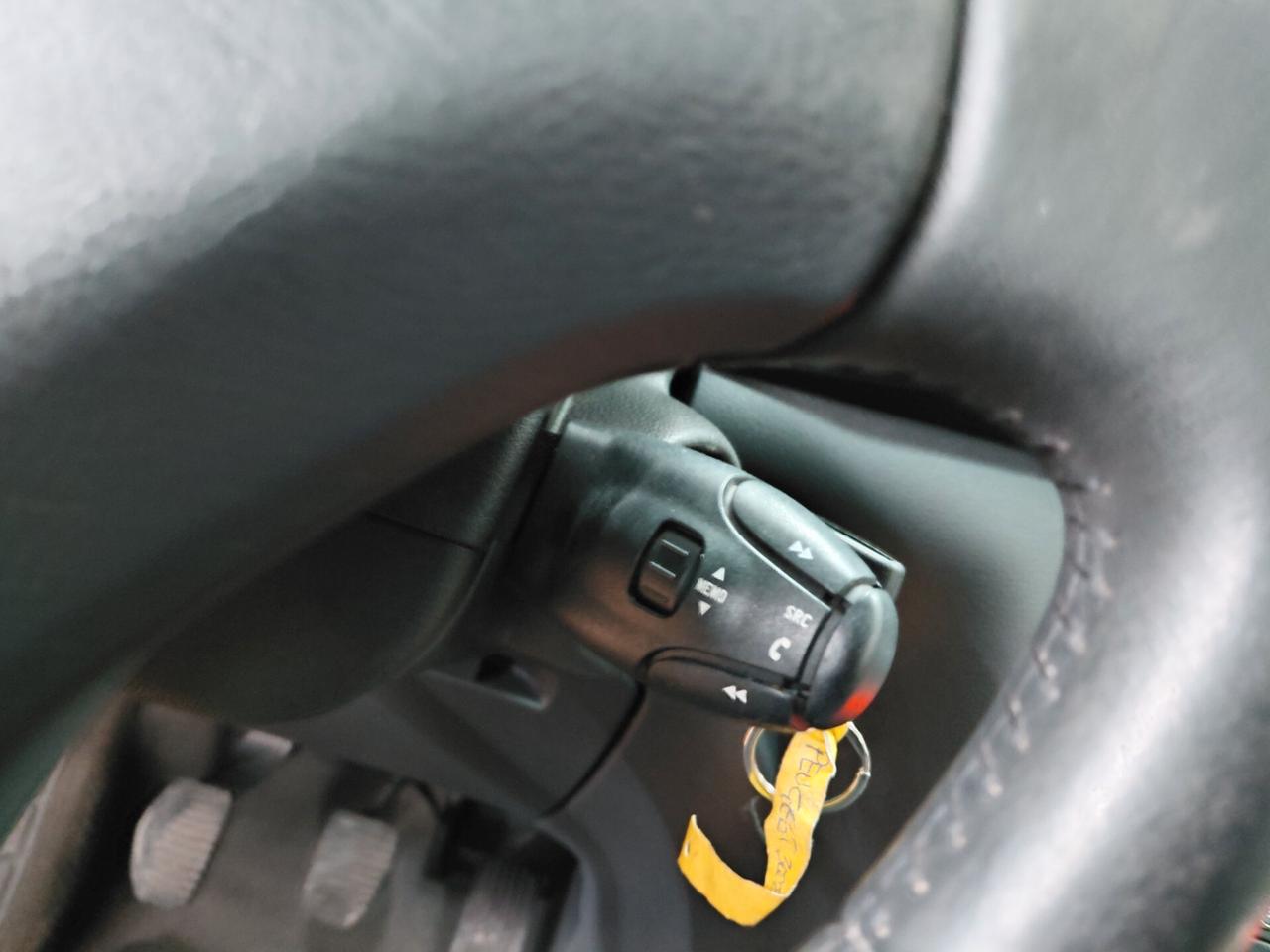 Peugeot 3008 1.6 HDi 115CV anno 2013