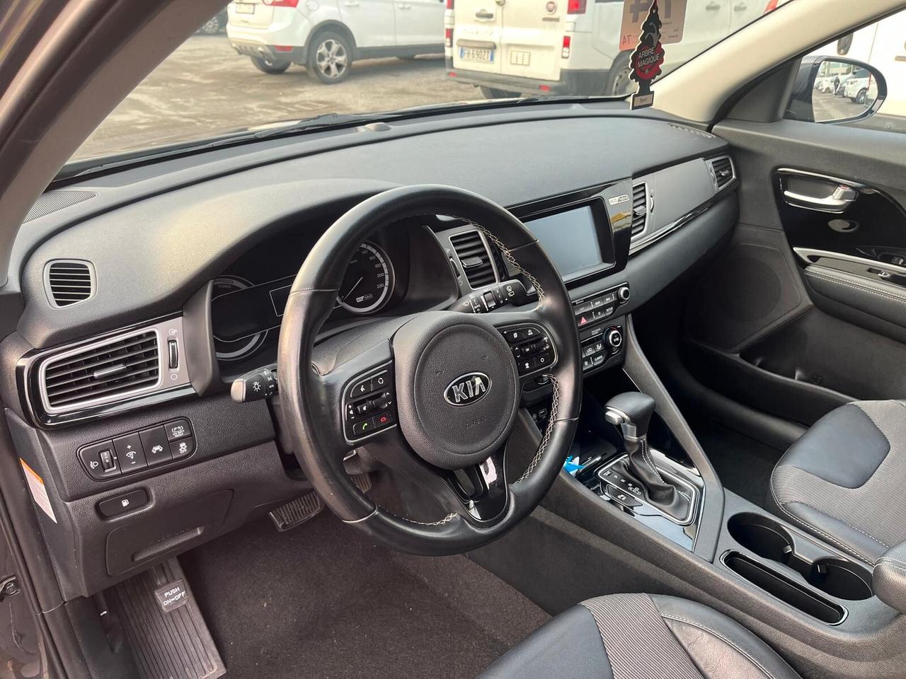 Kia Niro 1.6 GDi DCT HEV Style
