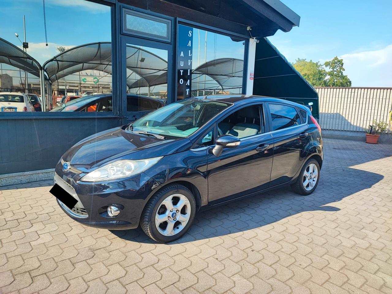 Ford Fiesta 1.2 5 porte uni-pro