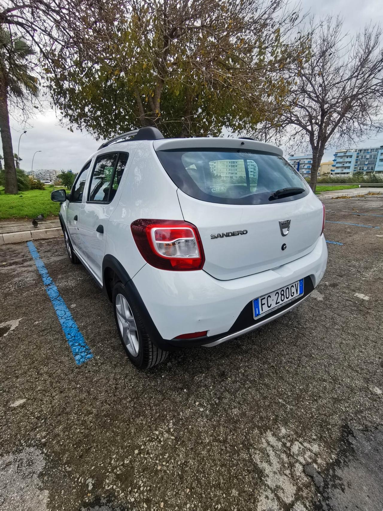 Dacia Sandero 0.9 TCe 12V TurboGPL 90CV Ambiance 2016