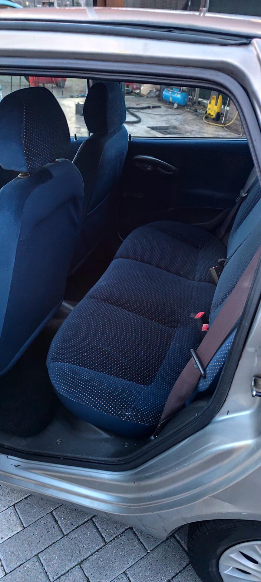 Fiat Punto 1.2i cat 5 porte