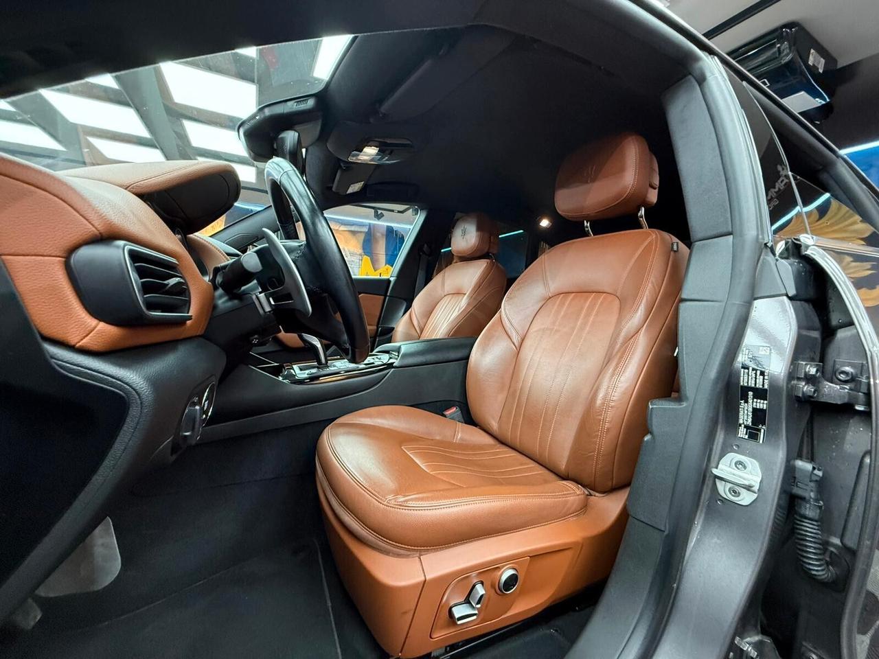 Maserati Levante MHEV 330 CV AWD Executive (561)