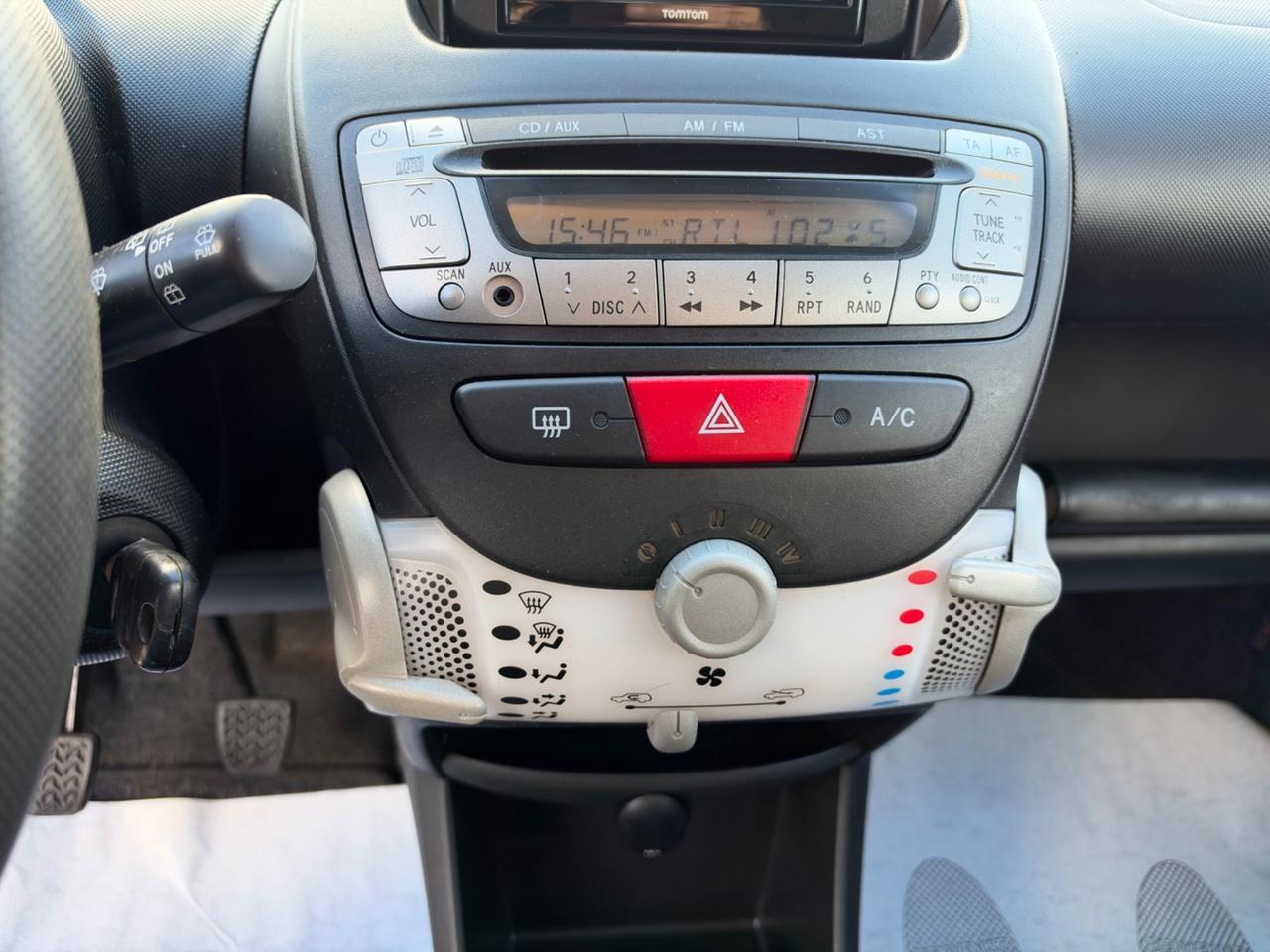 Toyota Aygo 1.0 12V VVT-i 5 porte Active Connect