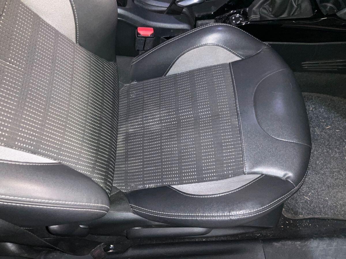 Peugeot 2008 1.6 e-HDi 115 CV Stop&Start Allure