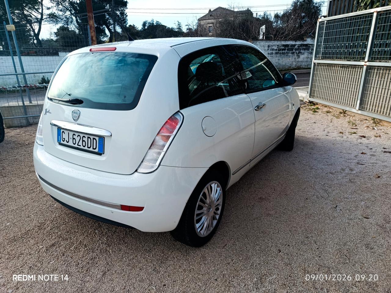 Lancia Ypsilon 1.3 MJT 75 CV Elle