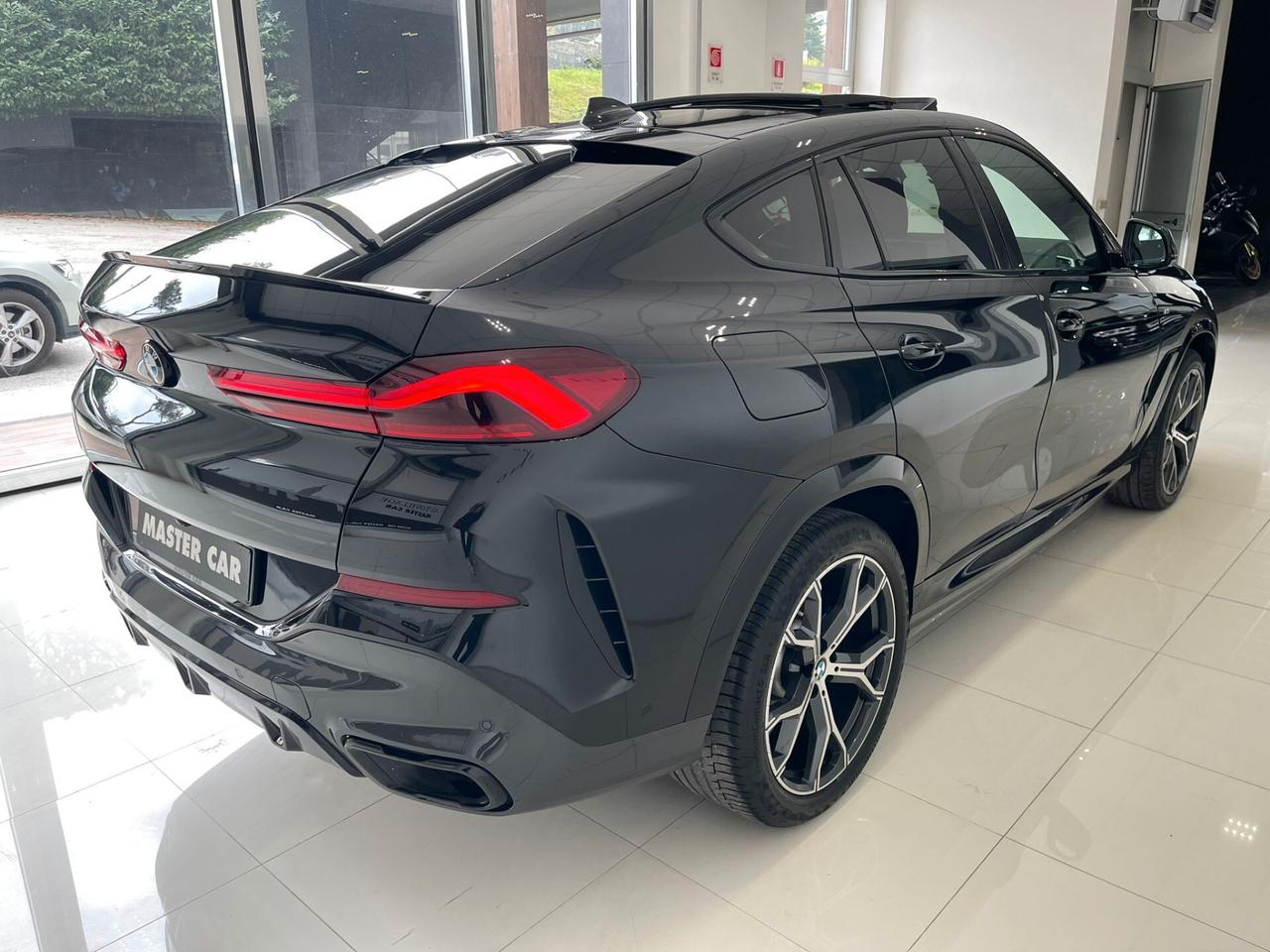 Bmw X6 x-Drive30d 48V M-Sport