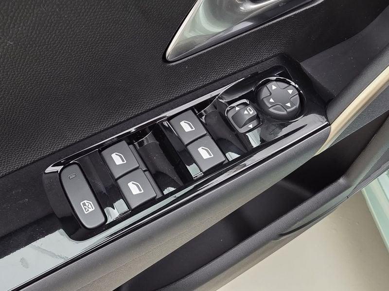 Lancia Ypsilon Ibrida Ibrido 110cv LX e-DCT con Bonus Easy GO'