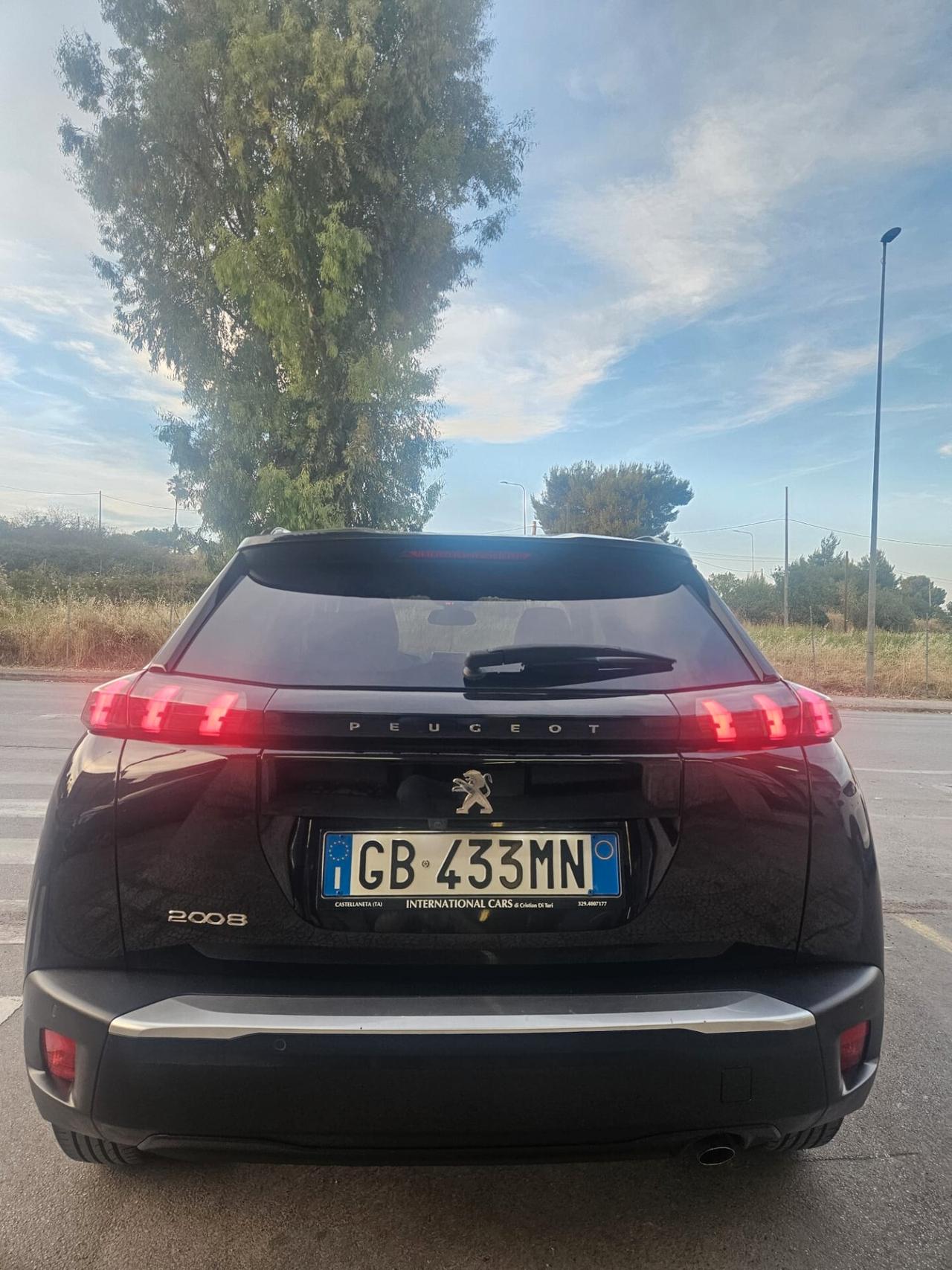 Peugeot 2008 1.5 bluehdi Allure 100cv FULL