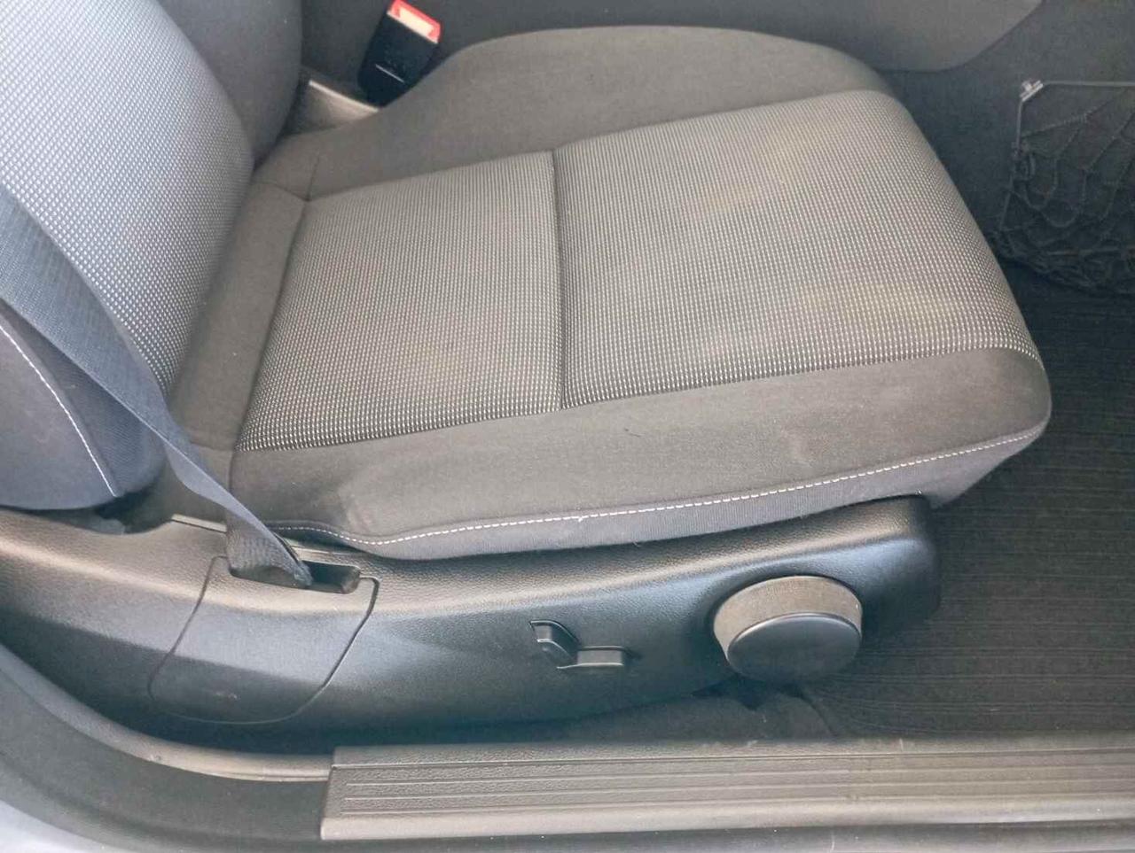 Mercedes-benz C 200 220 CDI BlueEFFICIENCY Elegance