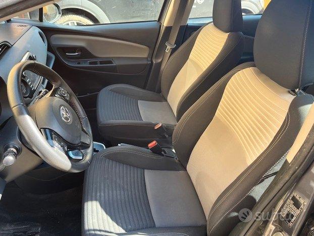 Toyota Yaris 1.5 Hybrid 5 porte Automatico