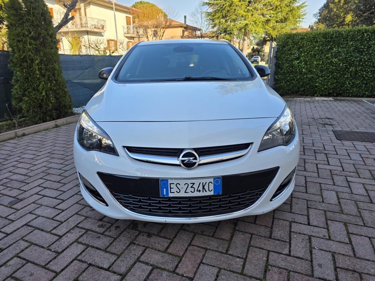 Opel Astra 1.4 Turbo 140CV 5 porte GPL Tech Cosmo