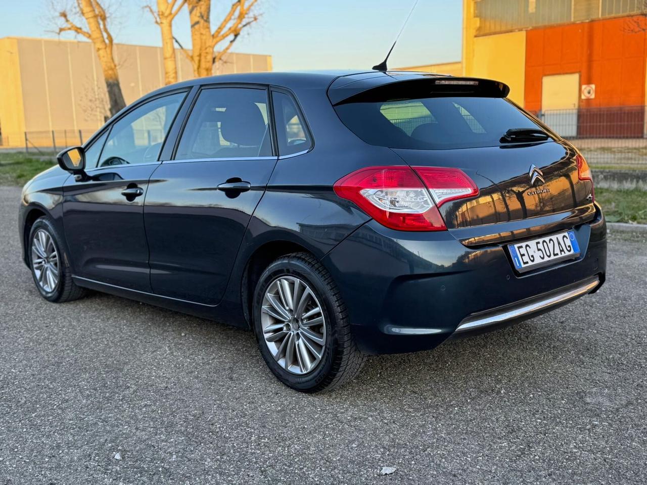 Citroen C4 Berlina 1.6 Neopatentati