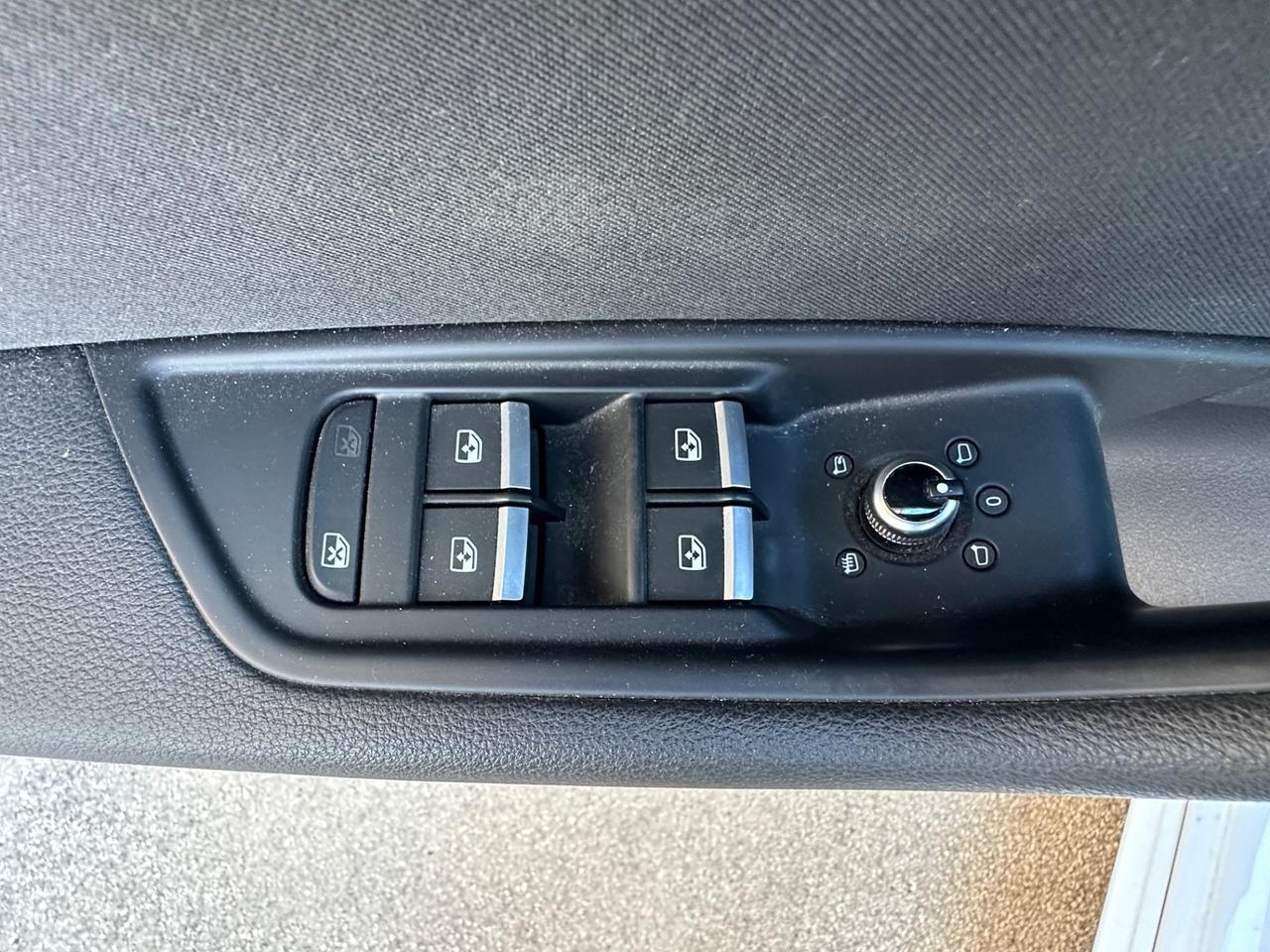 Audi A4 A4. Avant 35 TDI-163 CV S tronic line edition