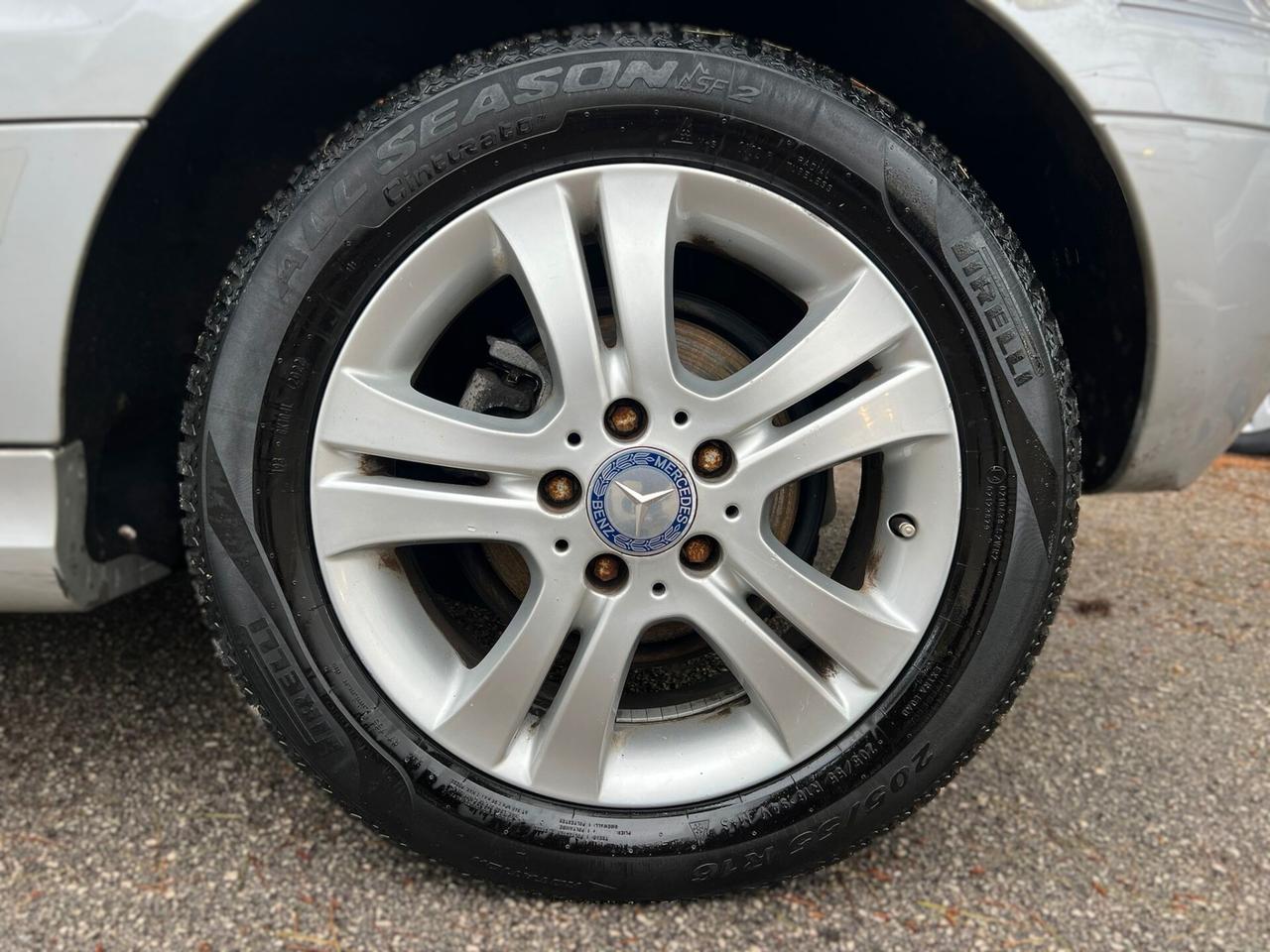 MERCEDES CLASSE B 180 2.0 Premium - 2010