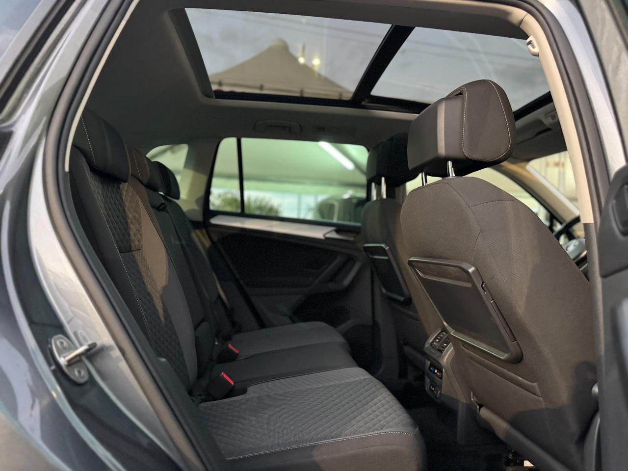 Volkswagen Tiguan 2.0 150CV R-LINE TETTO APRIBILE