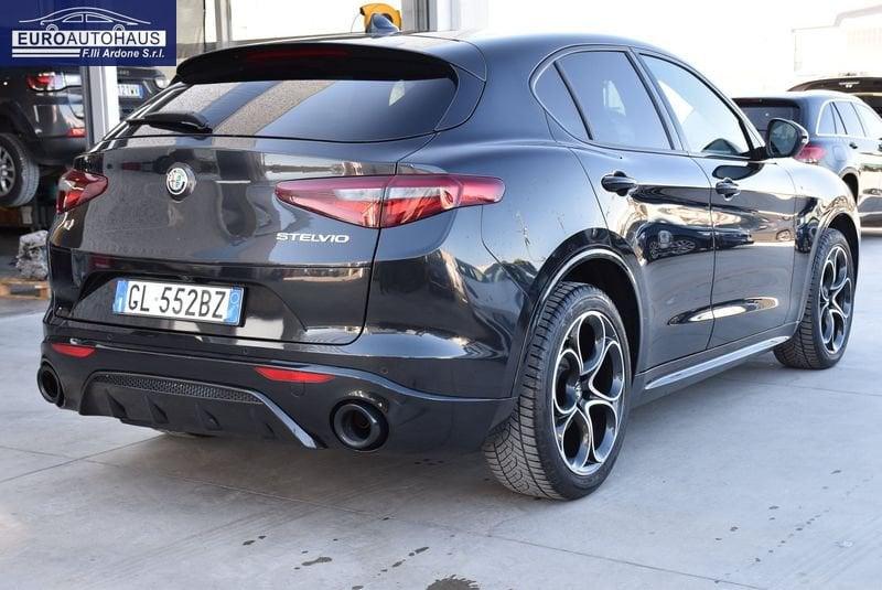 Alfa Romeo Stelvio 2.2 TD 210 CV Veloce AT8 Q4