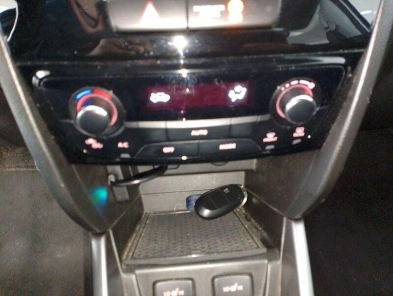 Suzuki Vitara (2015) 1.4 Hybrid Top