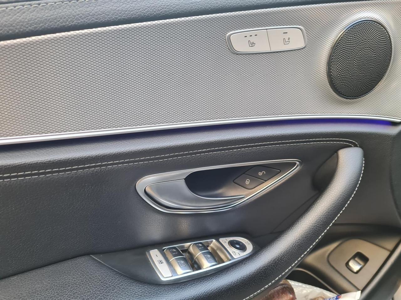 Mercedes-benz E 220 d 4Matic Auto Premium Plus