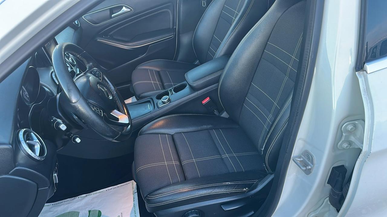 Mercedes-benz GLA 200 d Automatic Premium