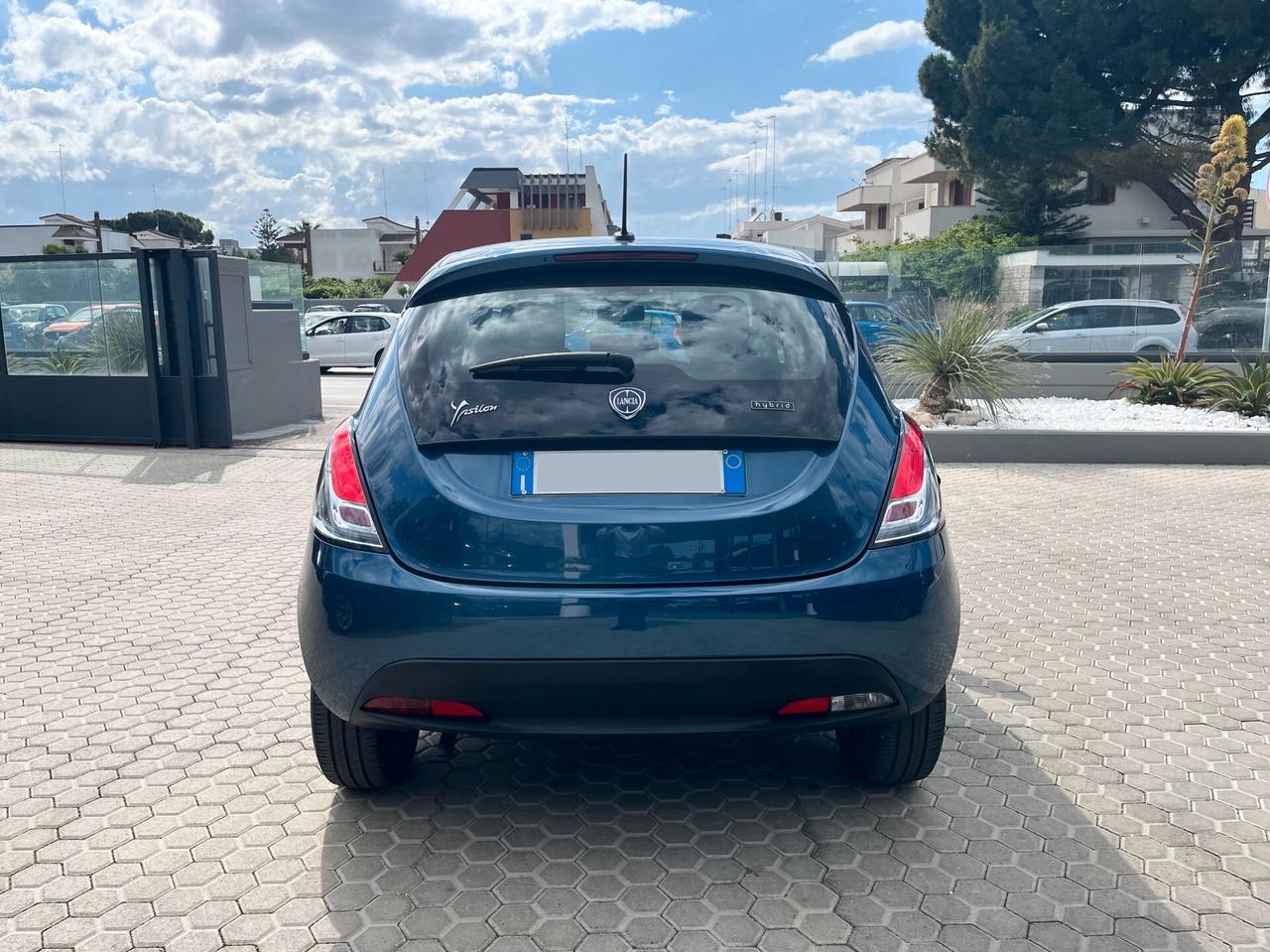 Lancia Ypsilon 1.0 FireFly 5 porte S&S Hybrid Silver Plus