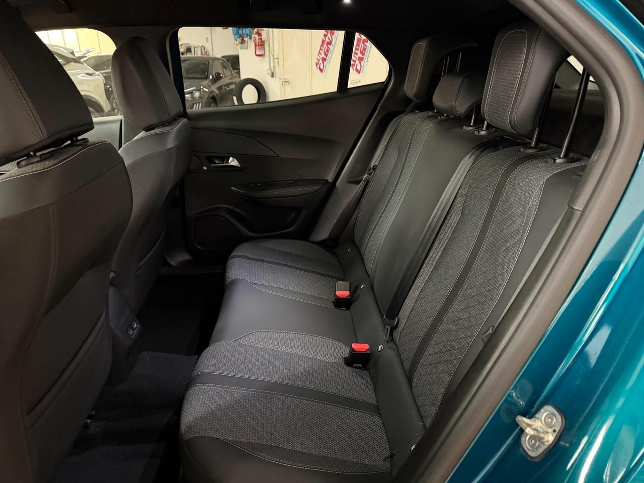 Peugeot 2008 100cv Allure 2025 Blu Obsession