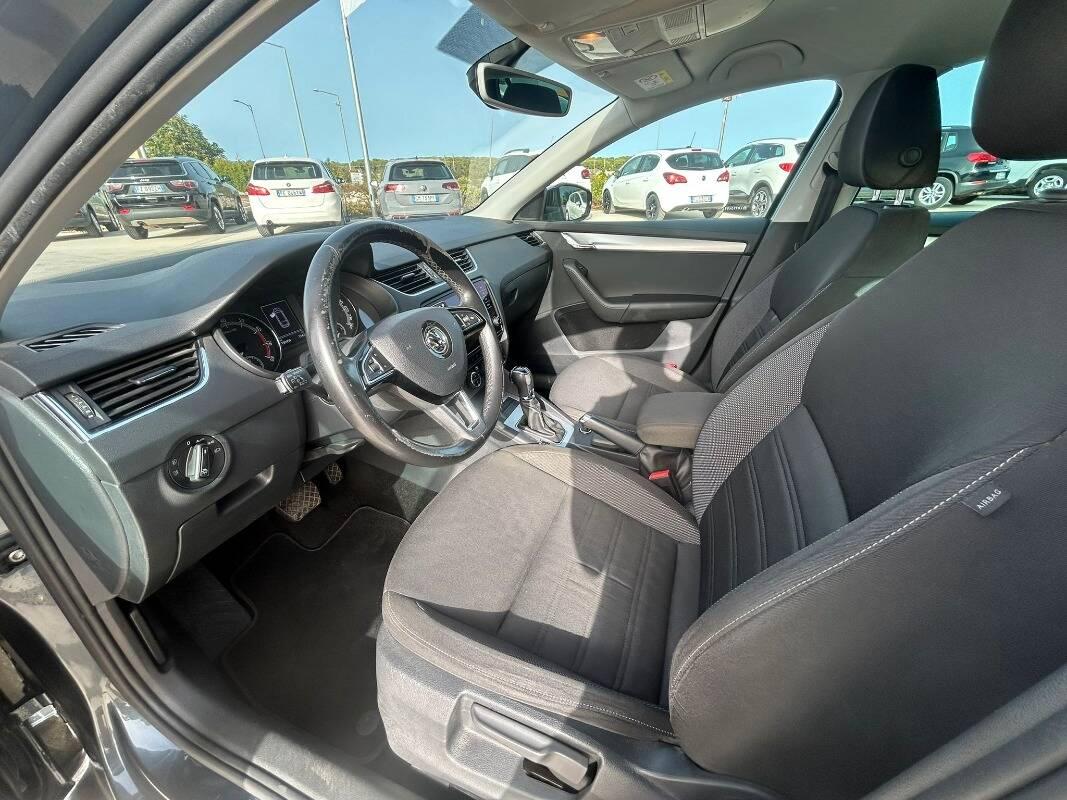 Skoda Octavia Wagon 1.5 g-tec Ambition 130cv dsg