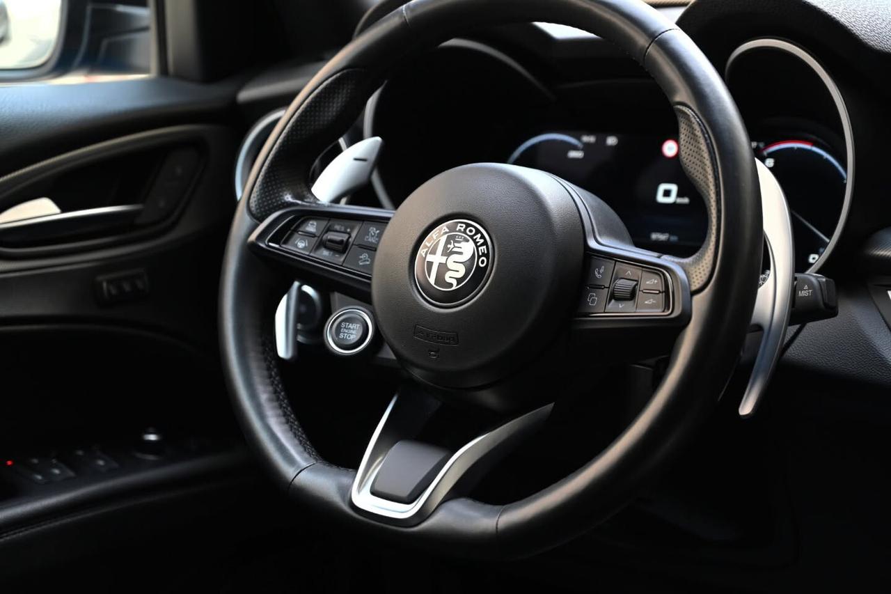 Alfa Romeo Stelvio 2.2 TD 210 CV AT8 Q4 Veloce