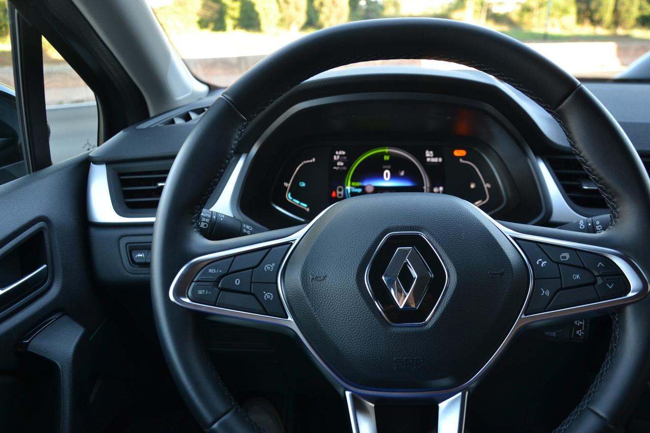 Renault Captur 1.6 FULL HYBRID E-TECH 145CV N1 AUTOCARRO *KM10000