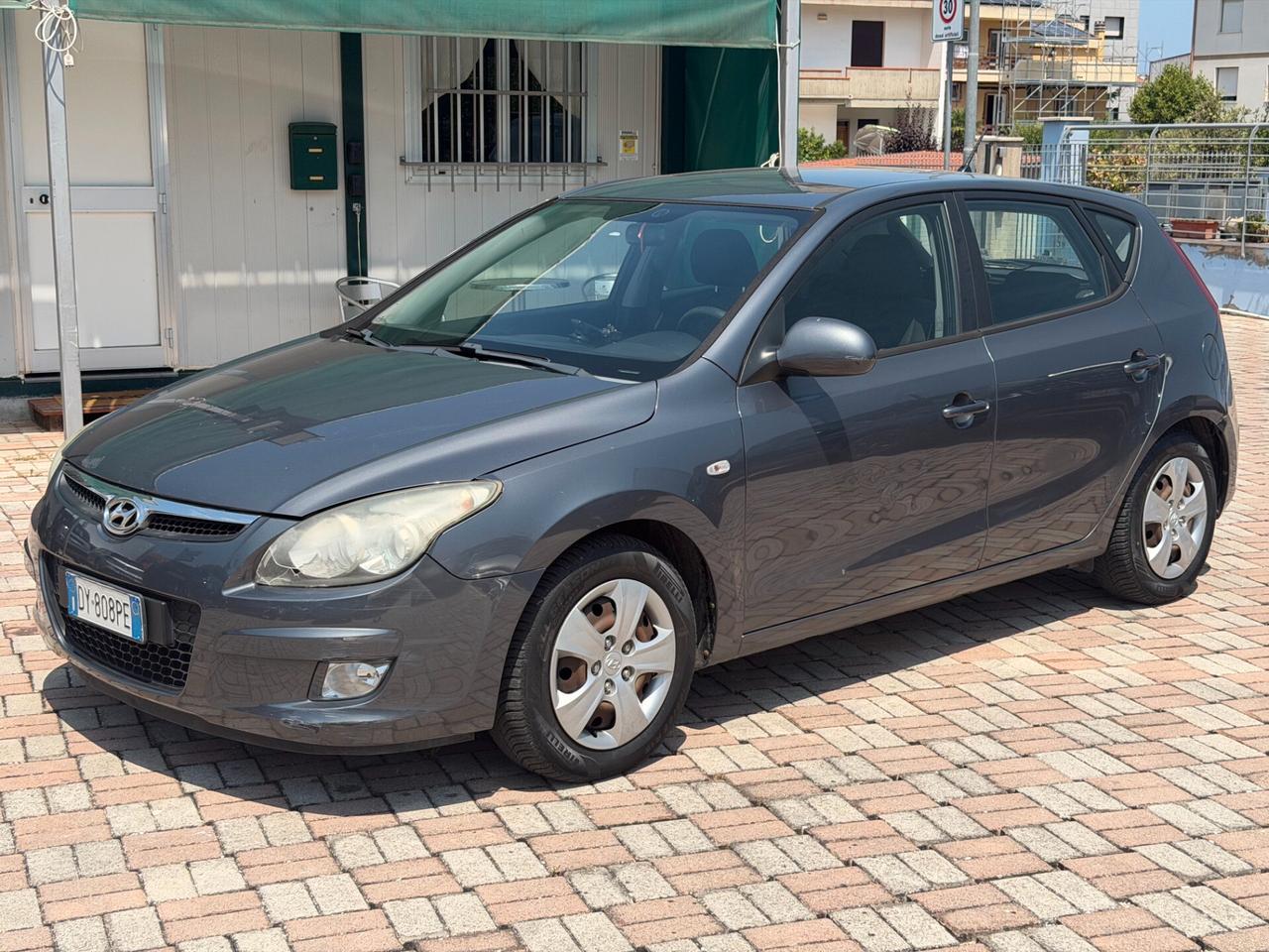 Hyundai i30 1.6 CRDi VGT 16V 90CV 5p. Active