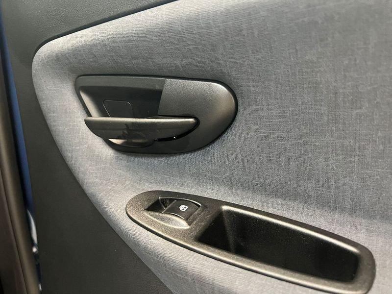 Lancia Ypsilon 1.0 firefly hybrid Gold s&s 70cv 5p.ti