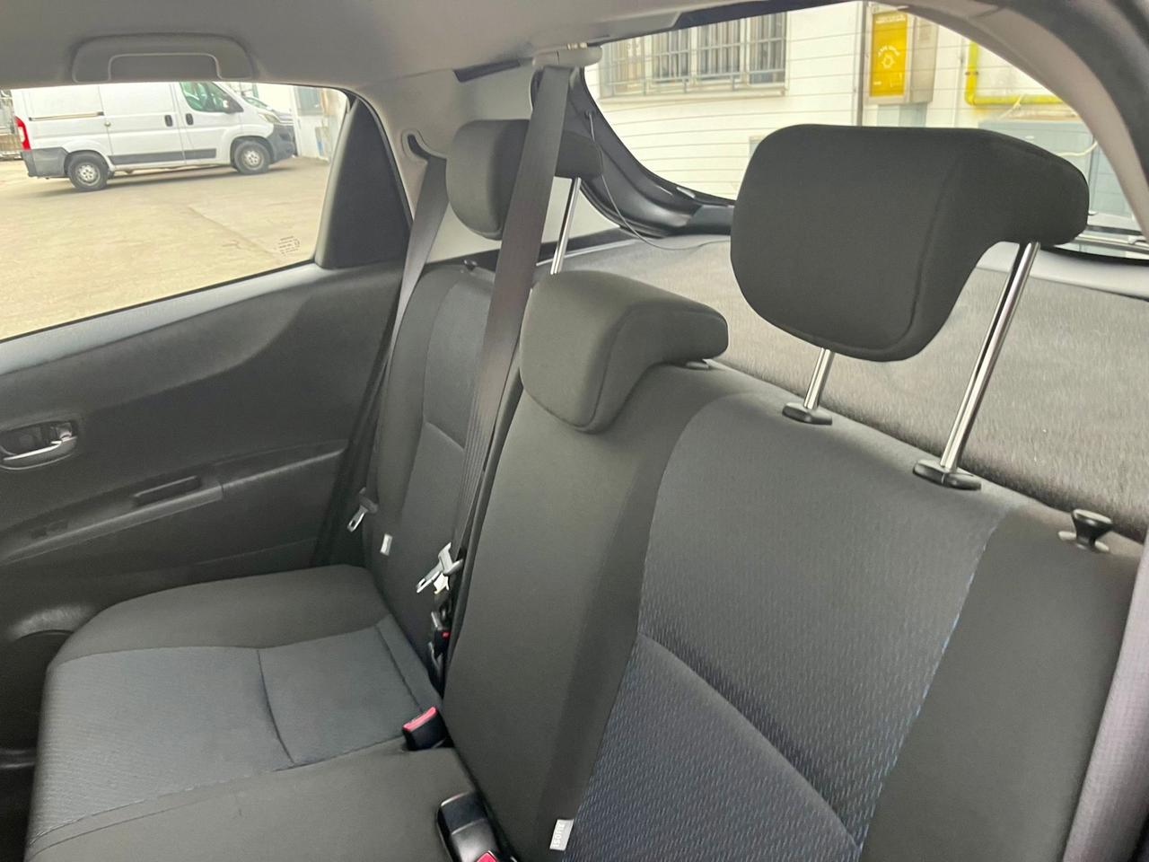 Toyota Yaris 1.5 Hybrid 2014 131.000km perfetta