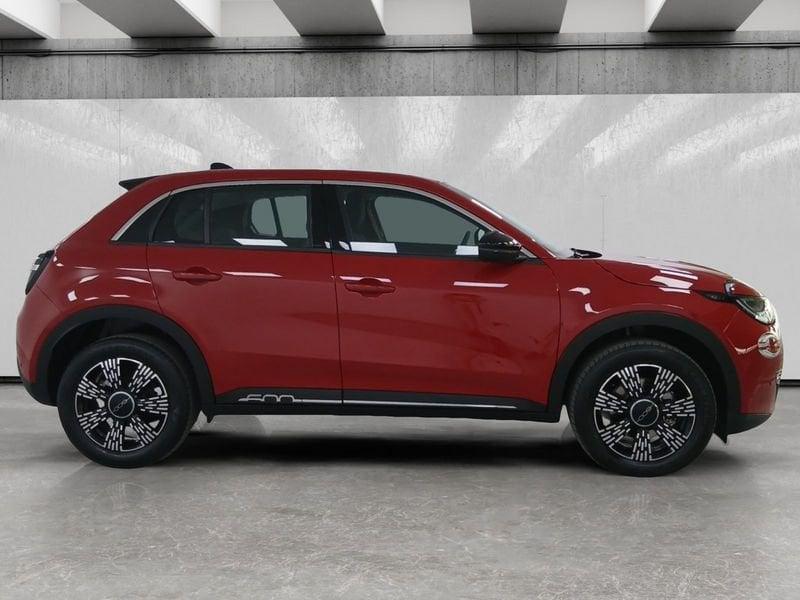 FIAT 600 1.2 hybrid 145cv auto