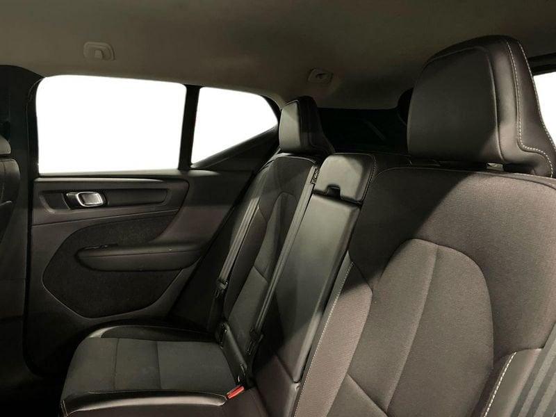 Volvo XC40 1.5 t3 Momentum Pro 163cv my21