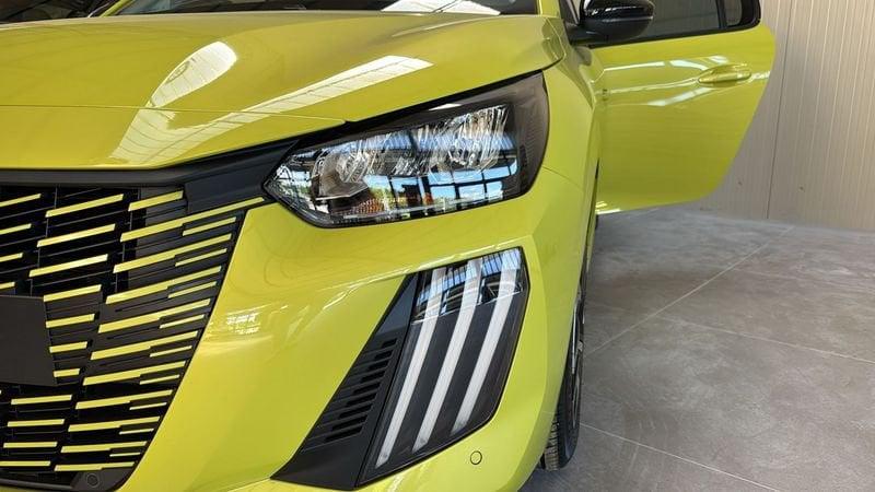 Peugeot 208 5P - Business Pu
