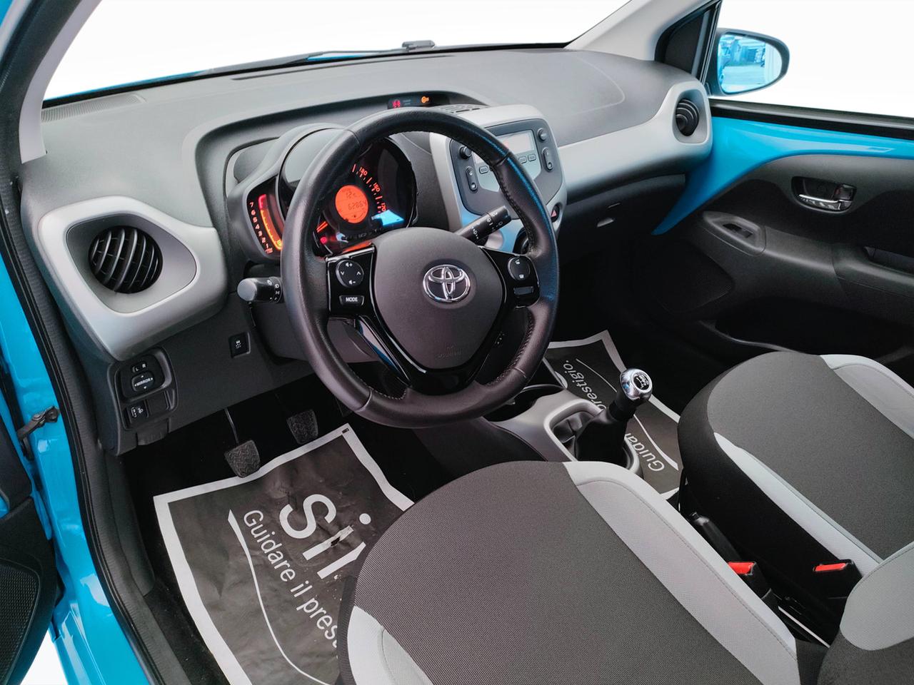 TOYOTA Aygo II 2014 - Aygo 3p 1.0 x-cool my15