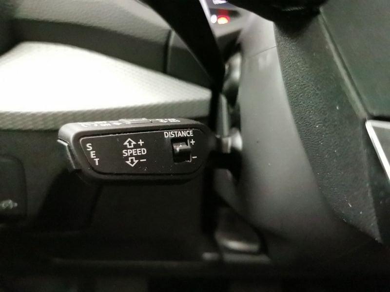 Audi Q2 35 2.0 tdi Business Advanced s-tronic
