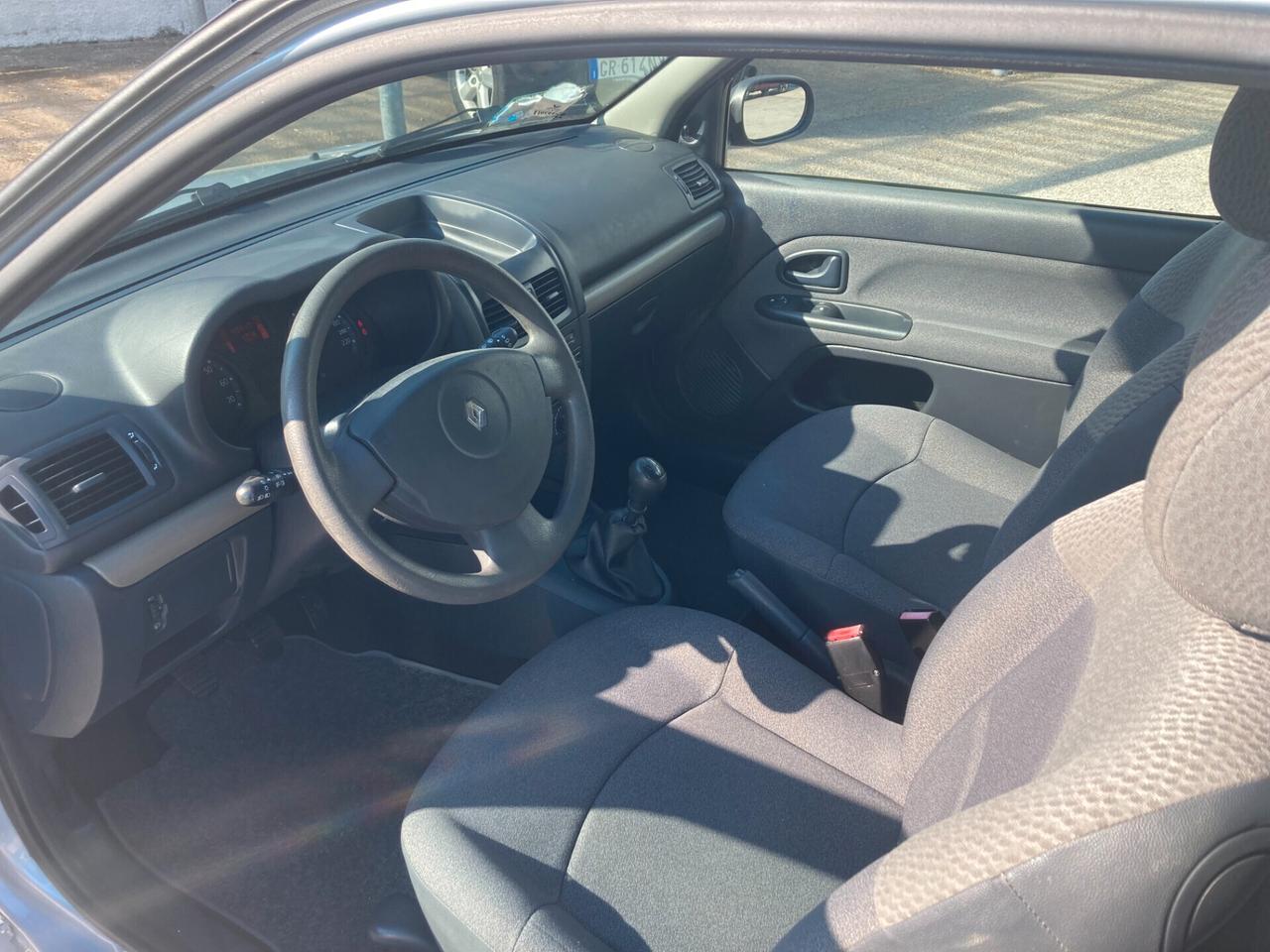 Renault Clio 1.2 cat 3 porte Access Authentique