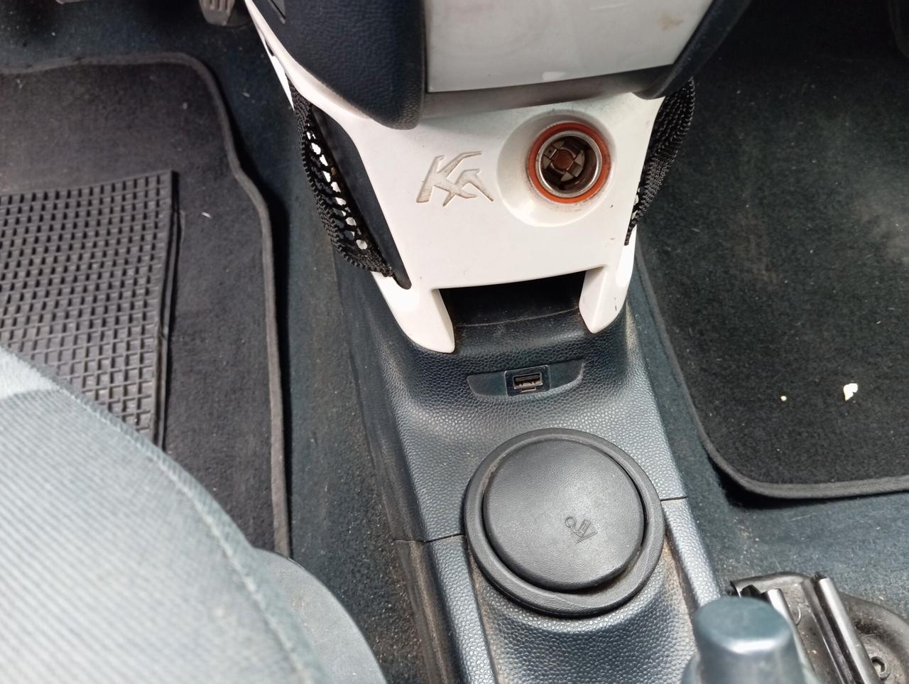 Ford Ka 1.2 Titanium E5 X NEOPAT.
