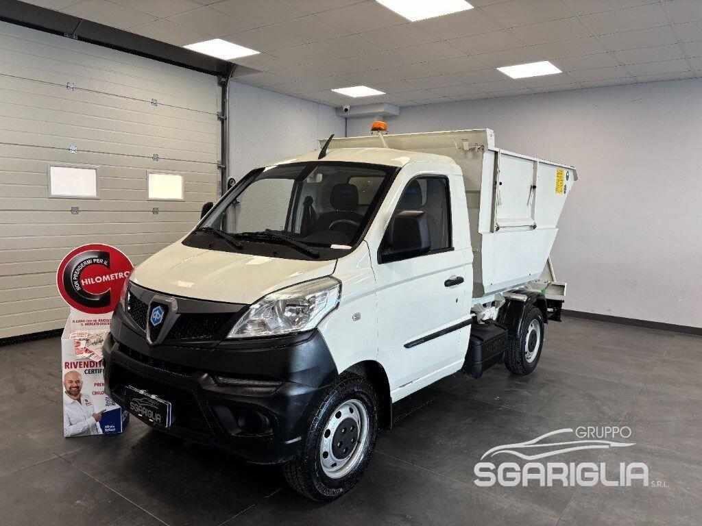 Piaggio Porter GPL Vasca Rifiuti Ribaltabile Compatta