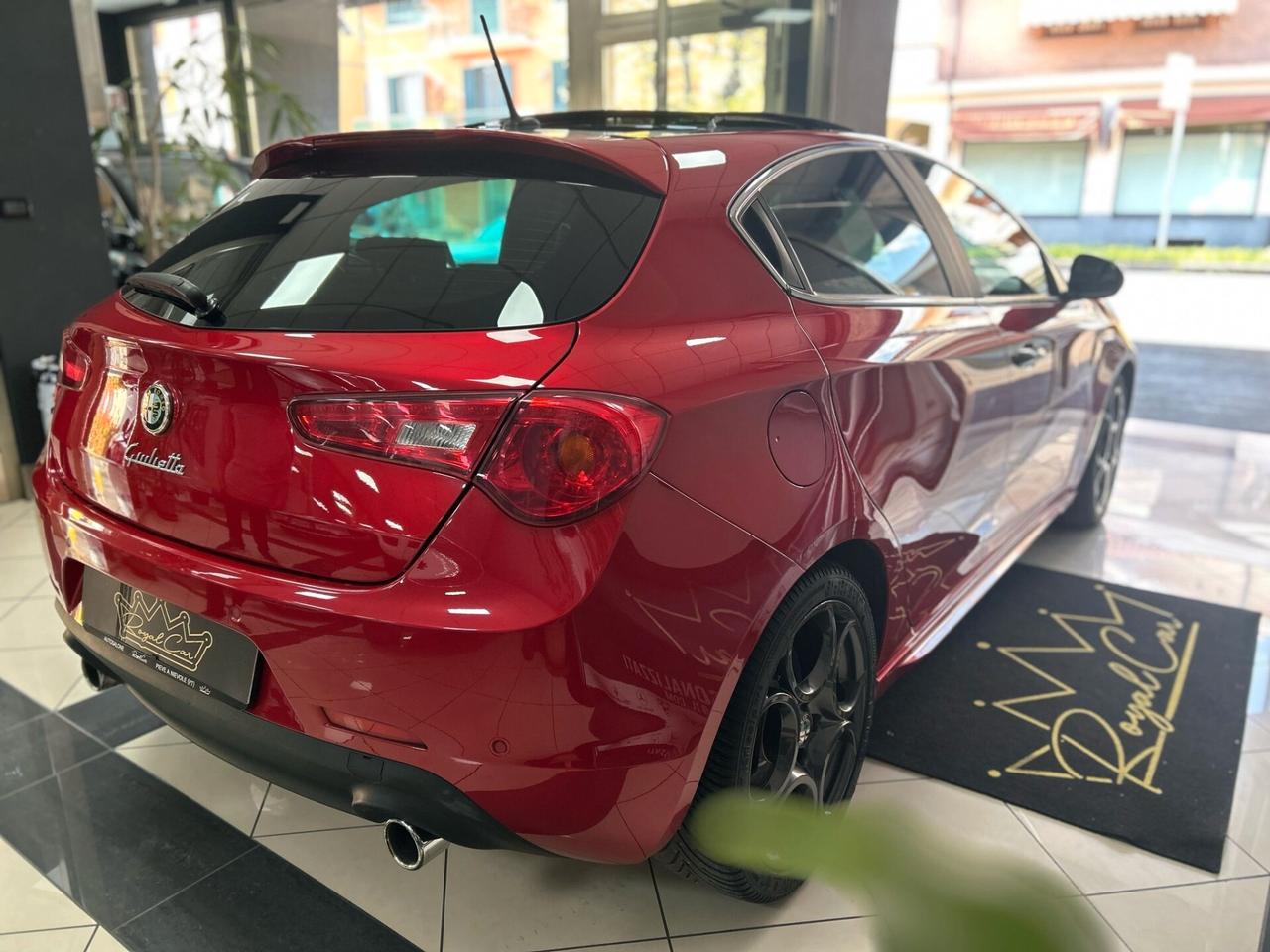 Alfa Romeo Giulietta 1750 Turbo TCT Quadrifoglio Verde