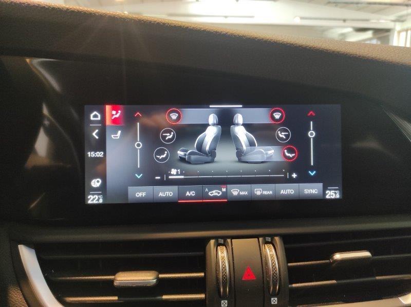 ALFA ROMEO Giulia (2016) - Giulia 2.2 Turbodiesel 210 CV AT8 AWD Q4 Veloce