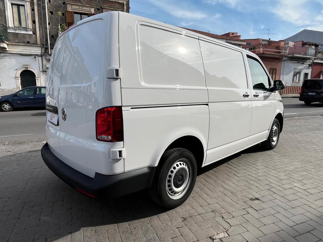 Volkswagen Transporter 2.0 TDI 110CV PC Cassonato
